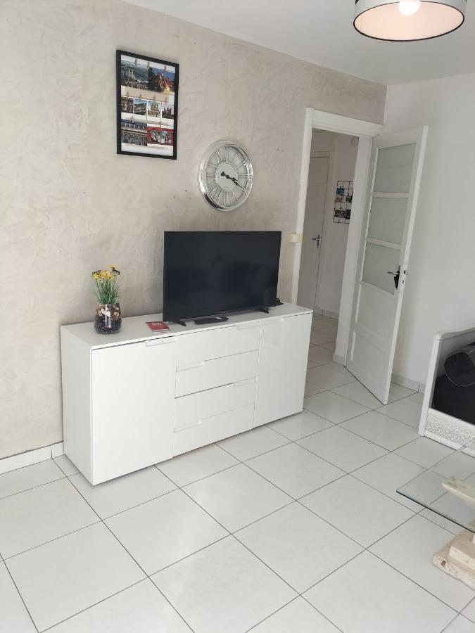 Joli Appartement Proche Metro 里昂 外观 照片